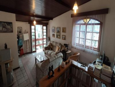Casa para Venda, em Florianópolis, bairro Trindade, 4 dormitórios, 5 banheiros, 1 suíte, 3 vagas